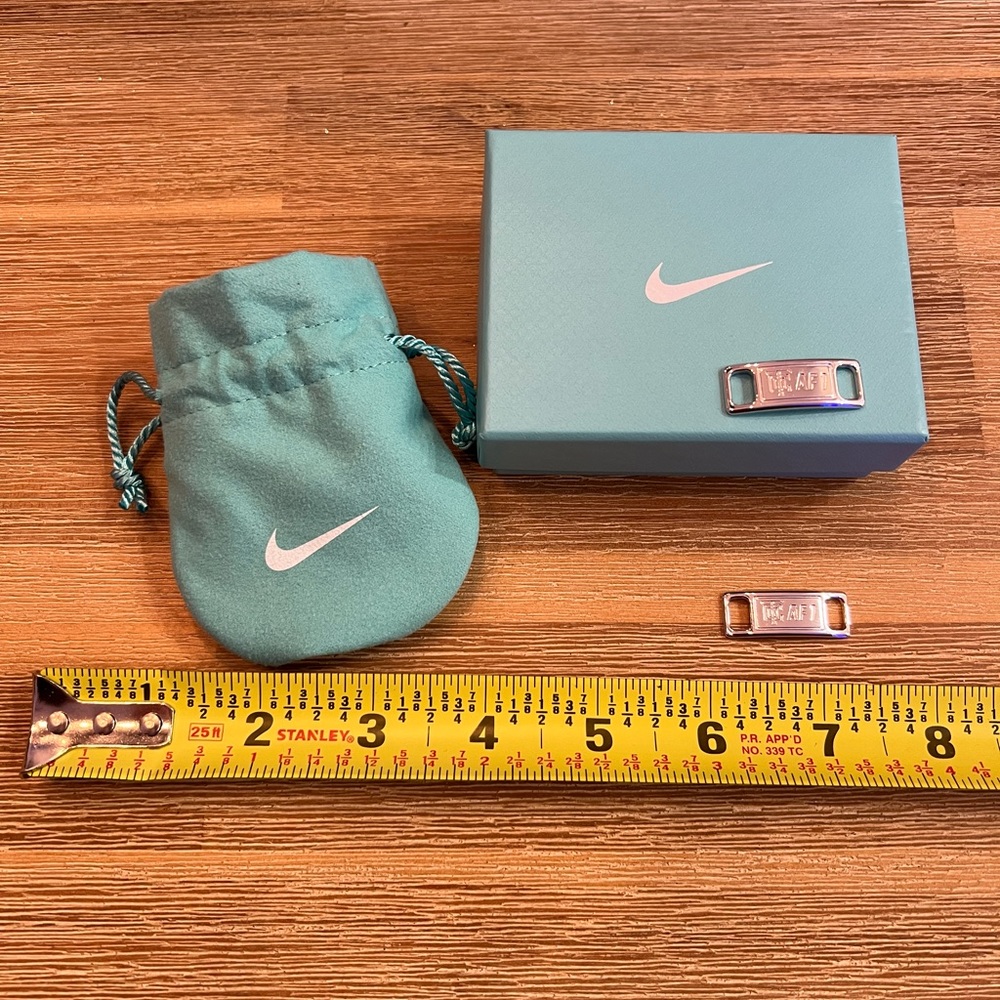 Tiffany & Nike Airforce 1